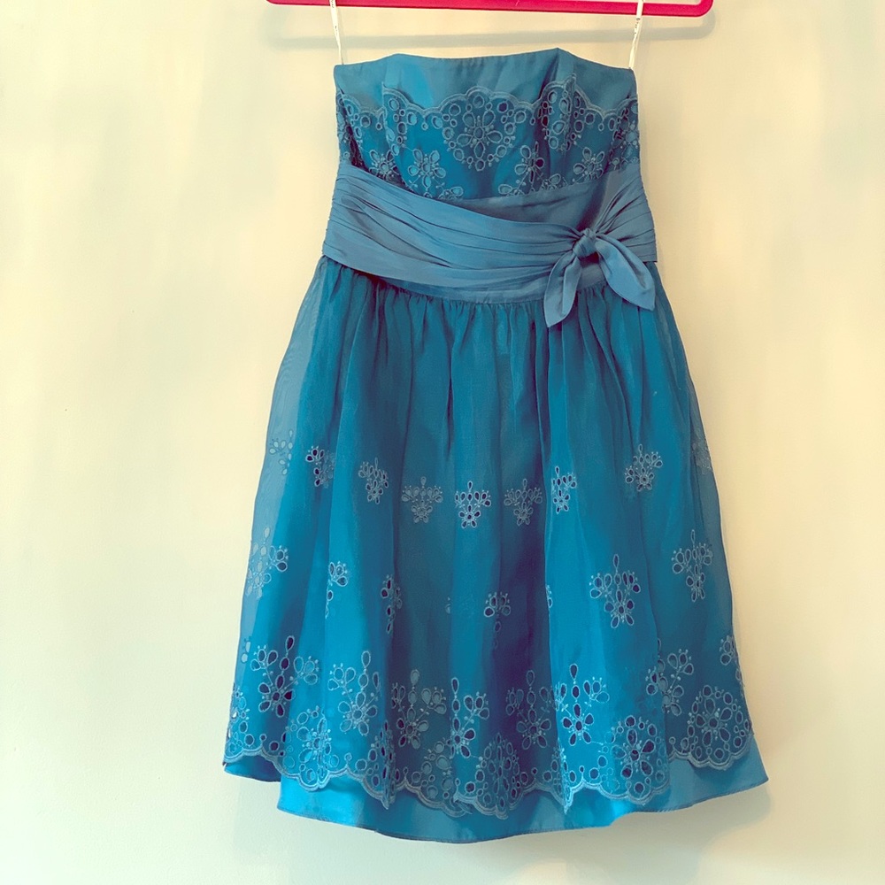 Betsey Johnson strapless blue dress size 4